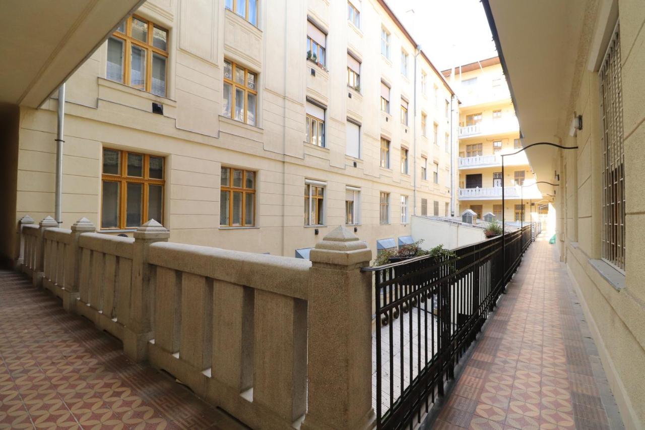 Broadway Downtown Deluxe Budapesta Exterior foto